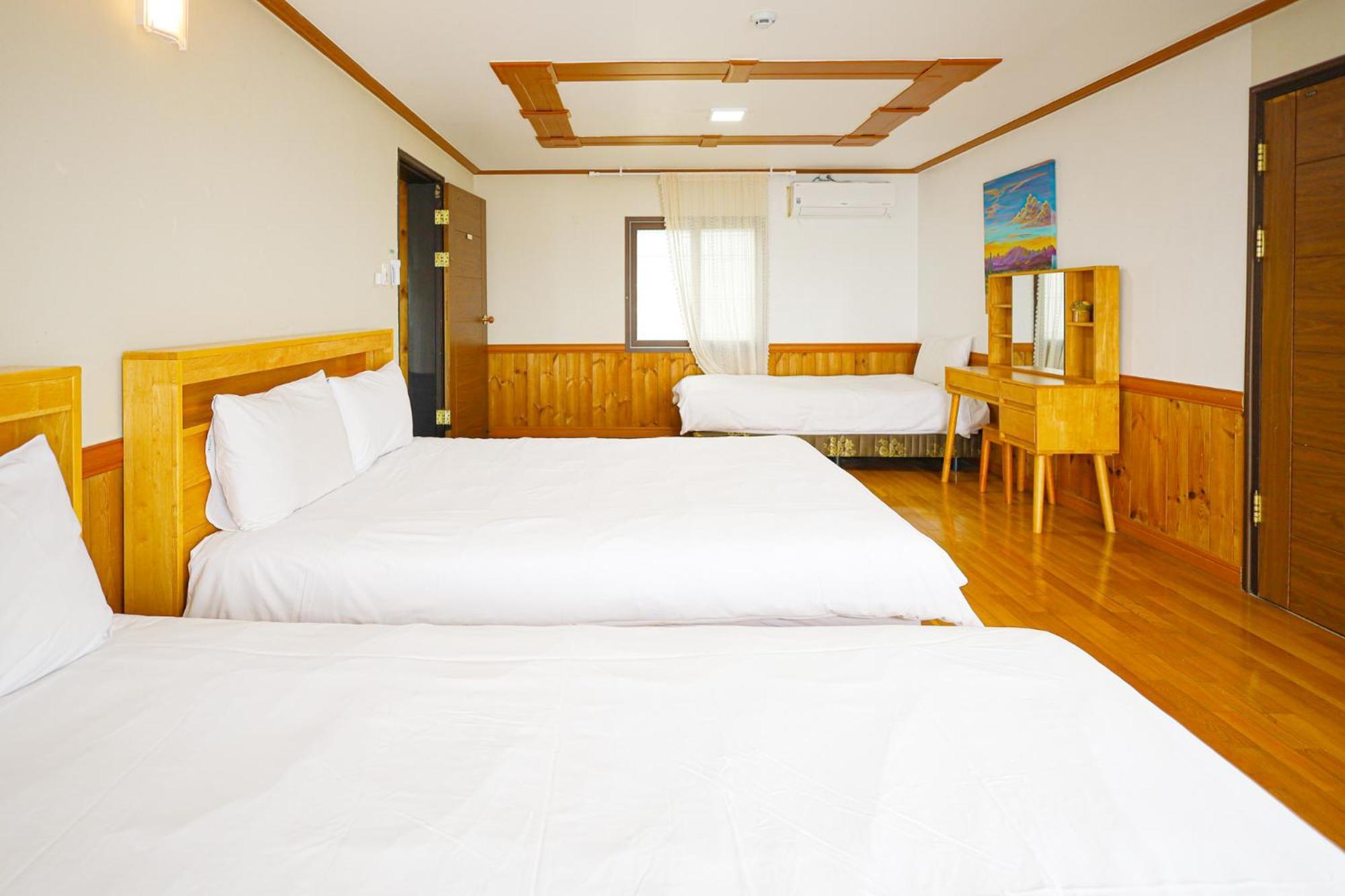 Fantastic Ocean View Sydney Hotel Jeju Exterior foto
